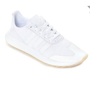 🌟BRAND NEW🌟 Adidas Flashback sneakers